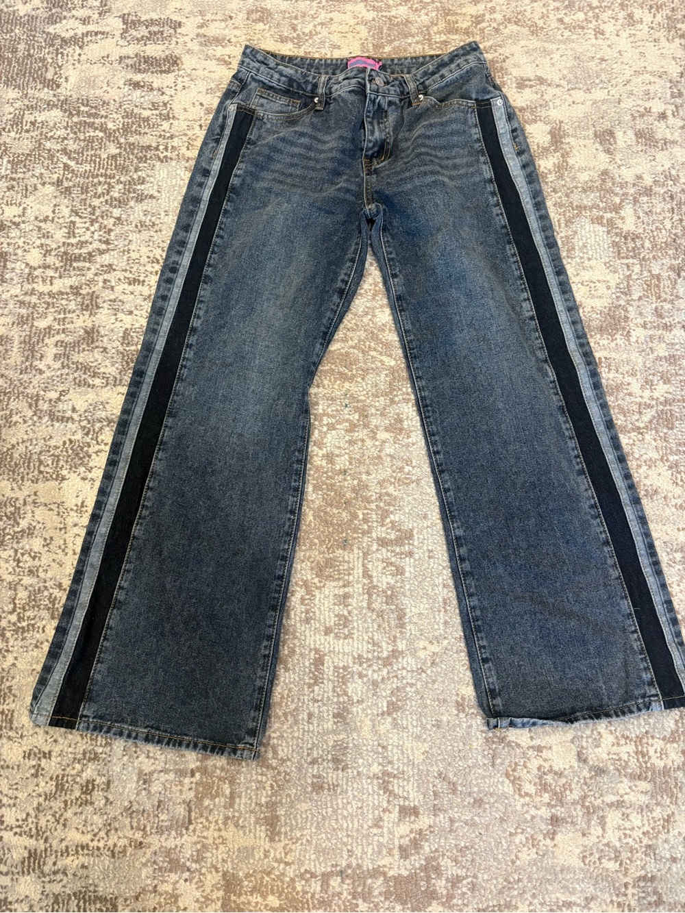 Edikted Dark Blue Straight-Leg Jeans with Black Side Stripe